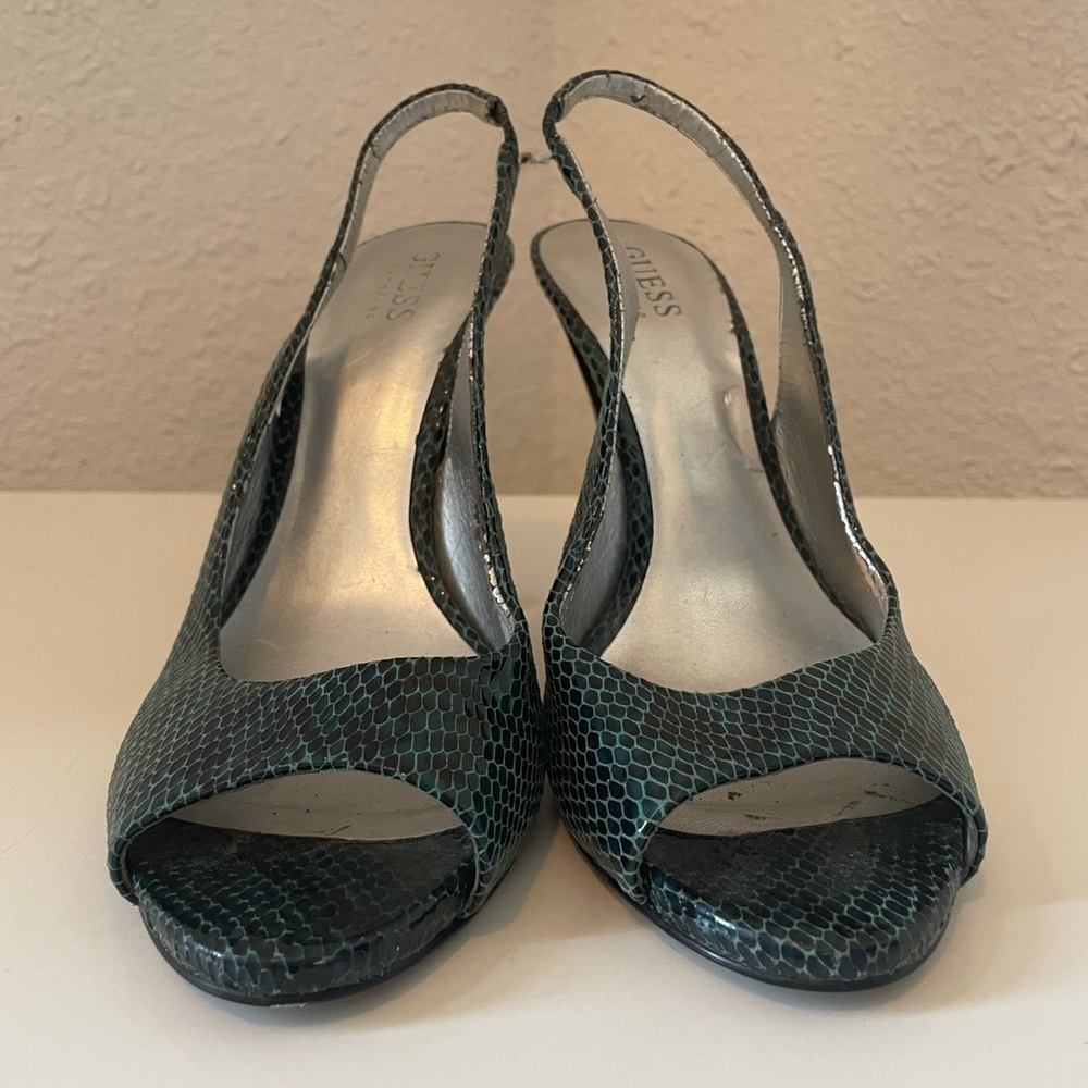 GUESS sling back sandal heels - Picture 9 of 10